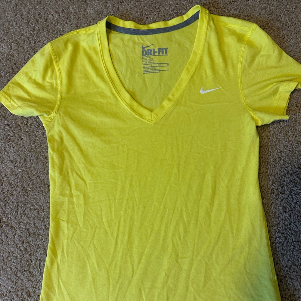Nike Dry Fit fitted tee